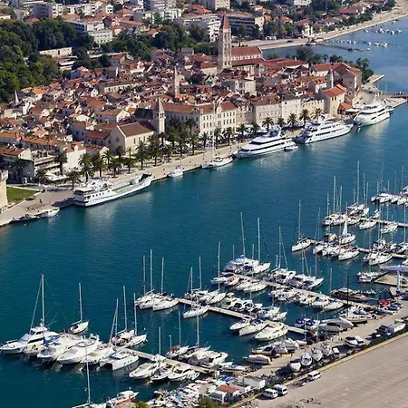 Patricia Apartman Trogir